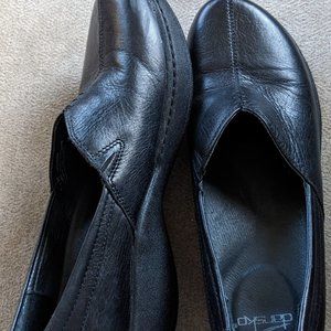 Dansko black leather shoes size 40